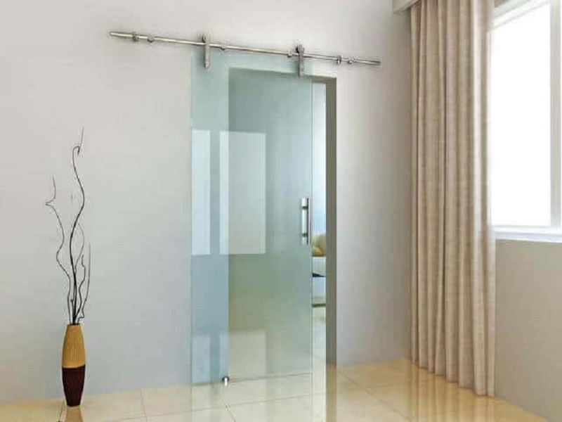 Những điều cần biết về cửa lùa kính cường lực