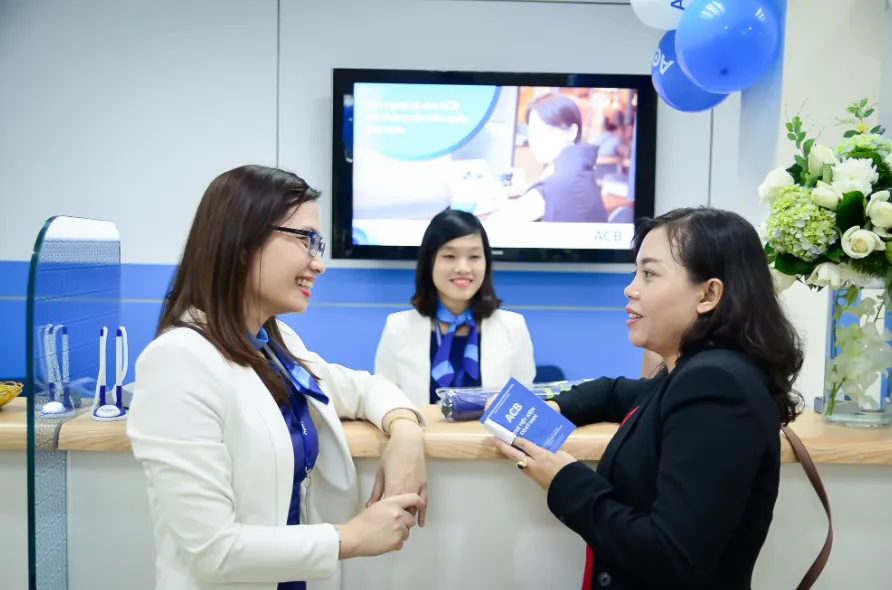 ACB tiết kiệm nổi bật không kém nếu so với đối thủ khác