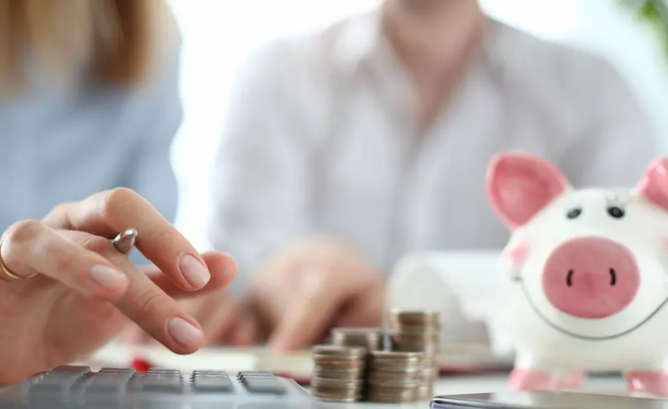 Học cách tiết kiệm tiền lương không khó như nhiều người nghĩ
